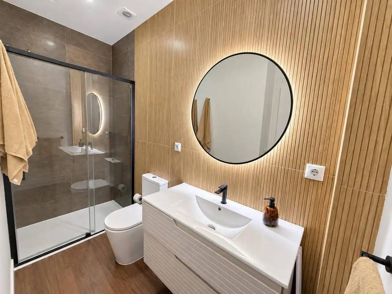 Planta baja en venta en Calle Alazores, La Luz - El Torcal