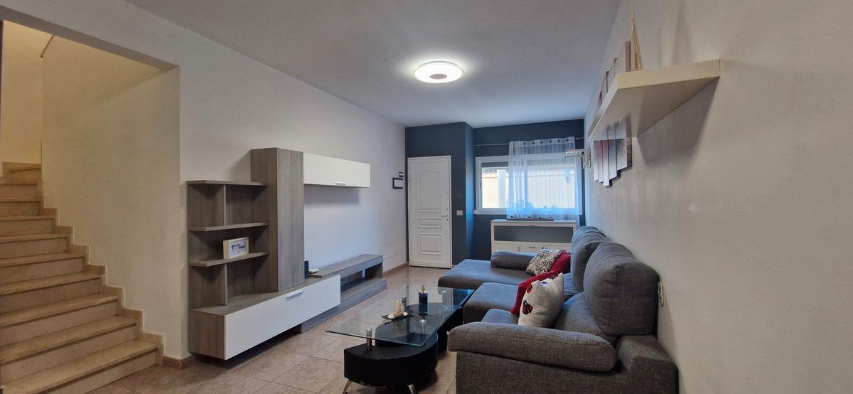 Sala de estar de Dúplex de alquiler en Arucas con Aire acondicionado, Amueblado y Horno