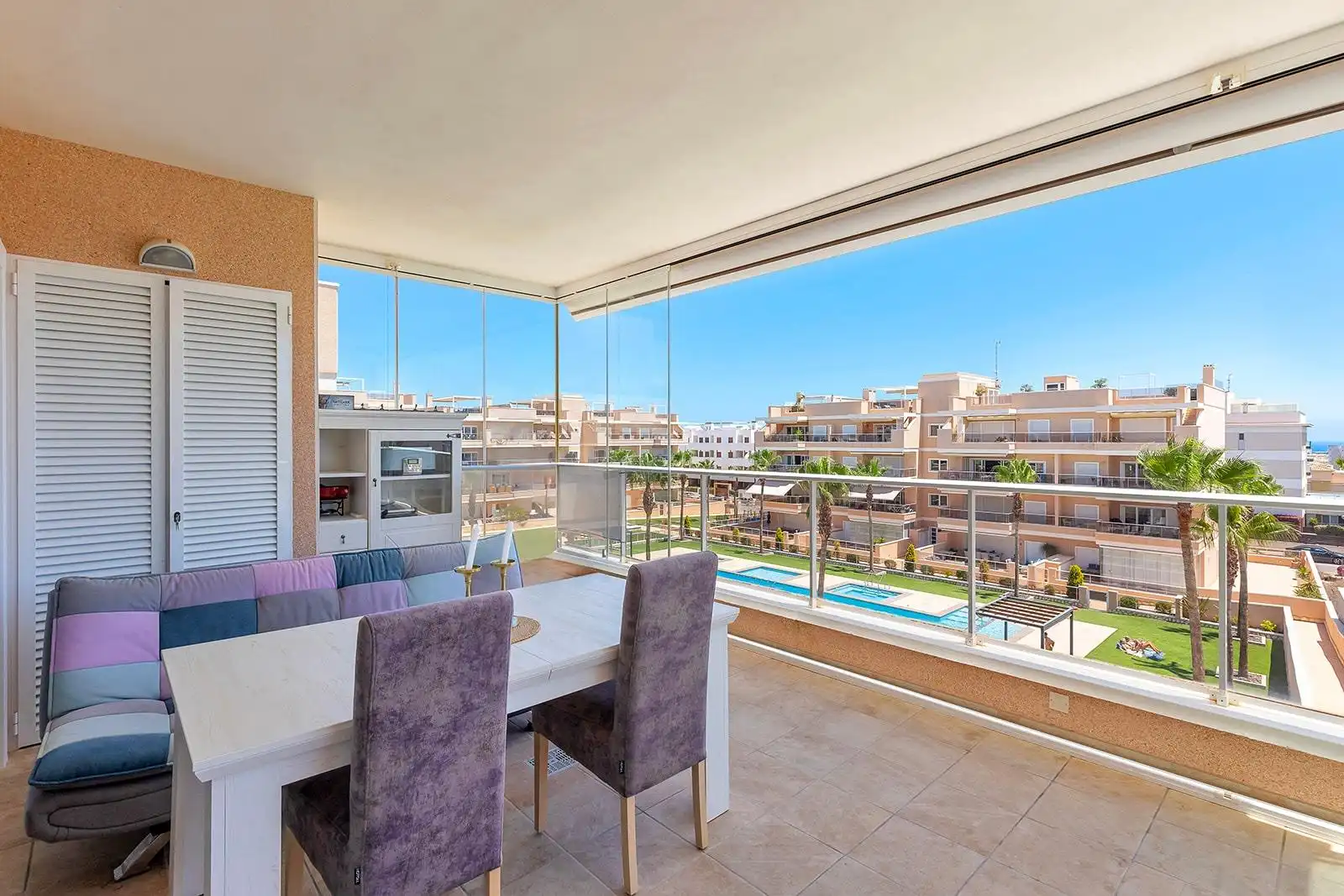 Apartment with terrace for sale in Calle CLAVO