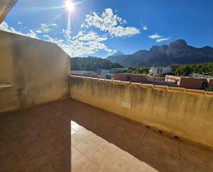 Vista exterior de Àtic en venda en La Nucia amb Terrassa