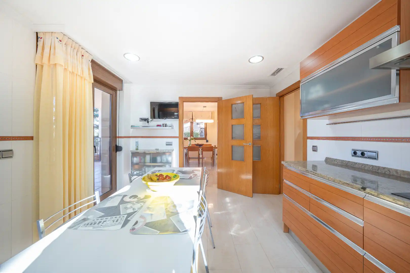 Cocina de Casa o chalet en venta en Torrevieja con Aire acondicionado, Calefacción y Jardín privado