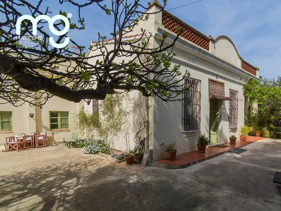 Außenansicht von Country house zum Verkauf in Vilassar de Mar mit Heizung, Privatgarten und Schwimmbad