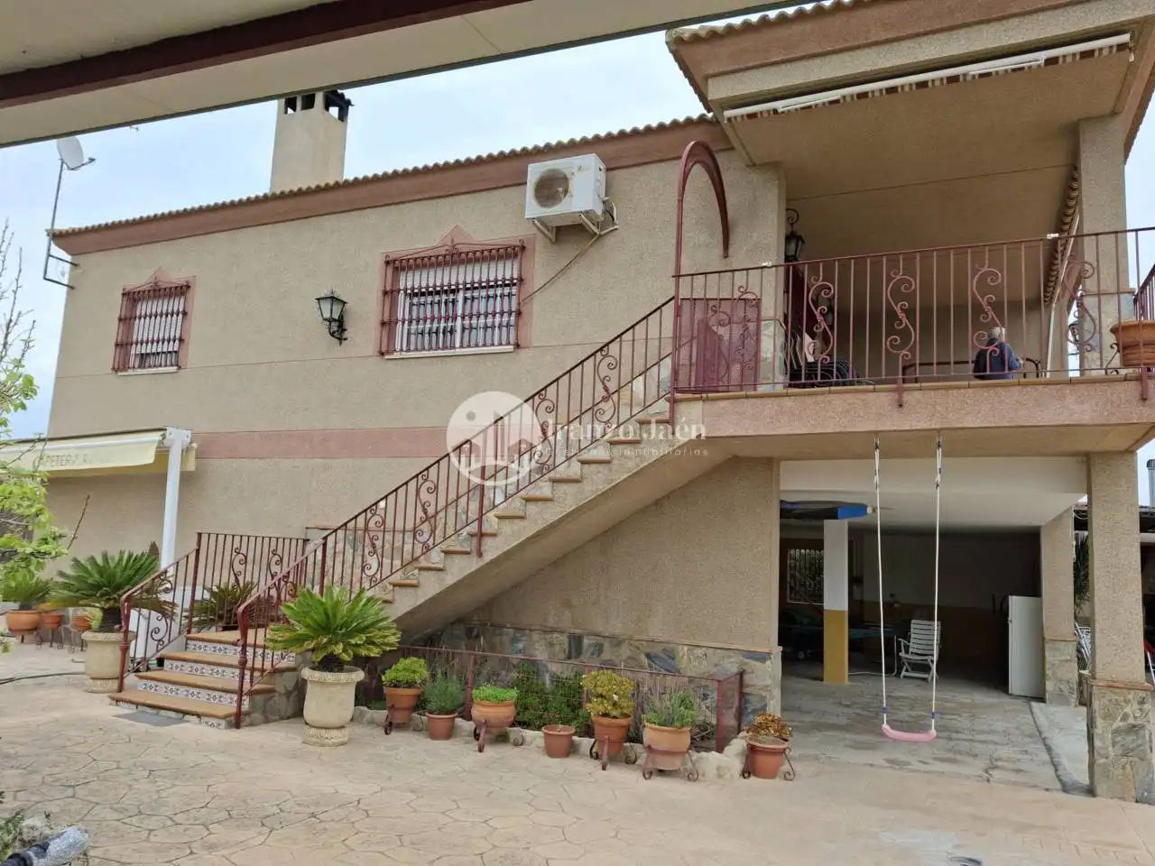 Exterior view of Houses for sale in Jaén  with Air Conditioner, Heating and Private garden