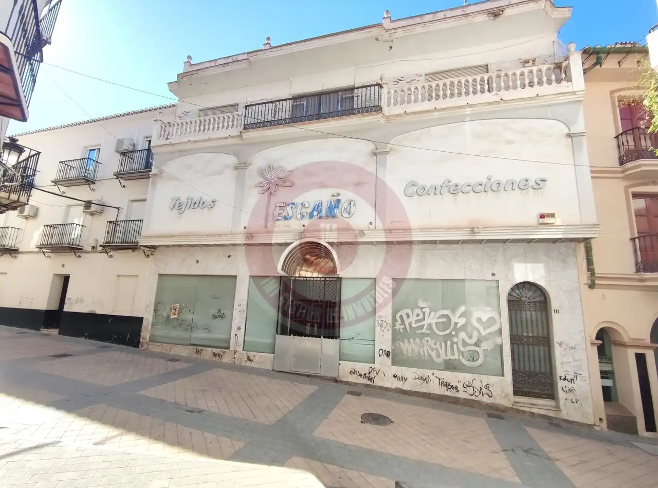 Edifici en venda en Vélez-Málaga amb Alarma