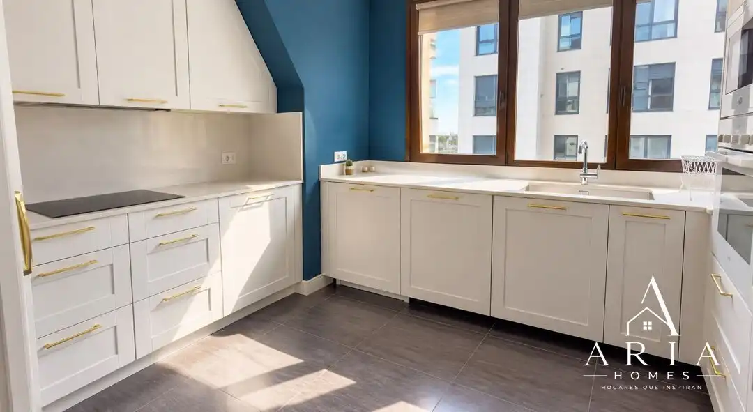 Cocina de Ático en venta en Bilbao  con Calefacción