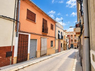 Piso en venta en Calle SAN CAYETANO 12