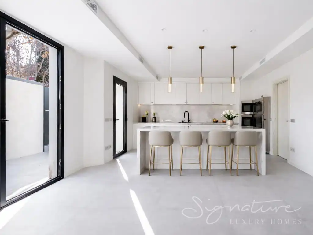 Kitchen of Houses for sale in Sant Cugat del Vallès  with Air Conditioner, Private garden and Swimming Pool