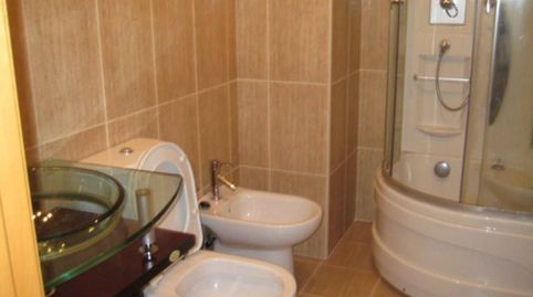 Foto 5 de Piso en venta en Avenida Ramón Nieto, Lavadores, Vigo