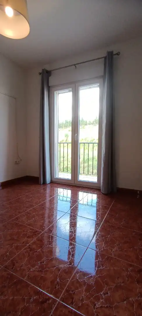 Schlafzimmer von Einfamilien-Reihenhaus zum Verkauf in Estepona mit Klimaanlage, Heizung und Terrasse