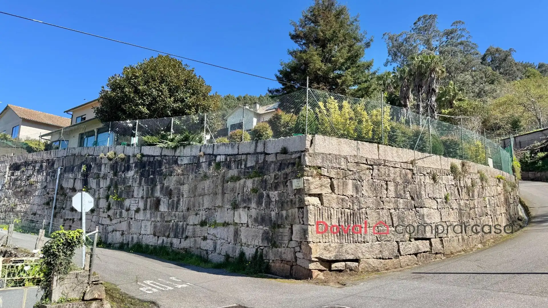 Vista exterior de Casa o xalet en venda en Vigo  amb Aire condicionat, Calefacció i Jardí privat