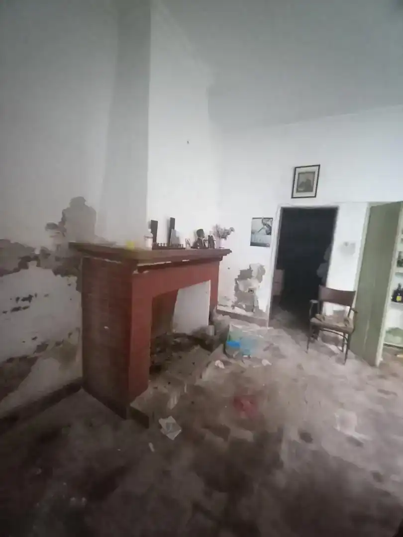 Sala d'estar de Casa adosada en venda en Lora del Río