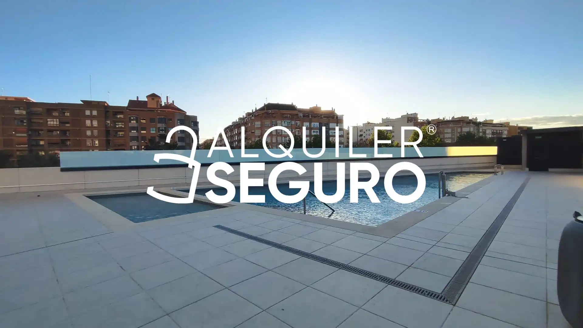 Piscina de Piso de alquiler en Valencia con Aire acondicionado, Terraza y Trastero