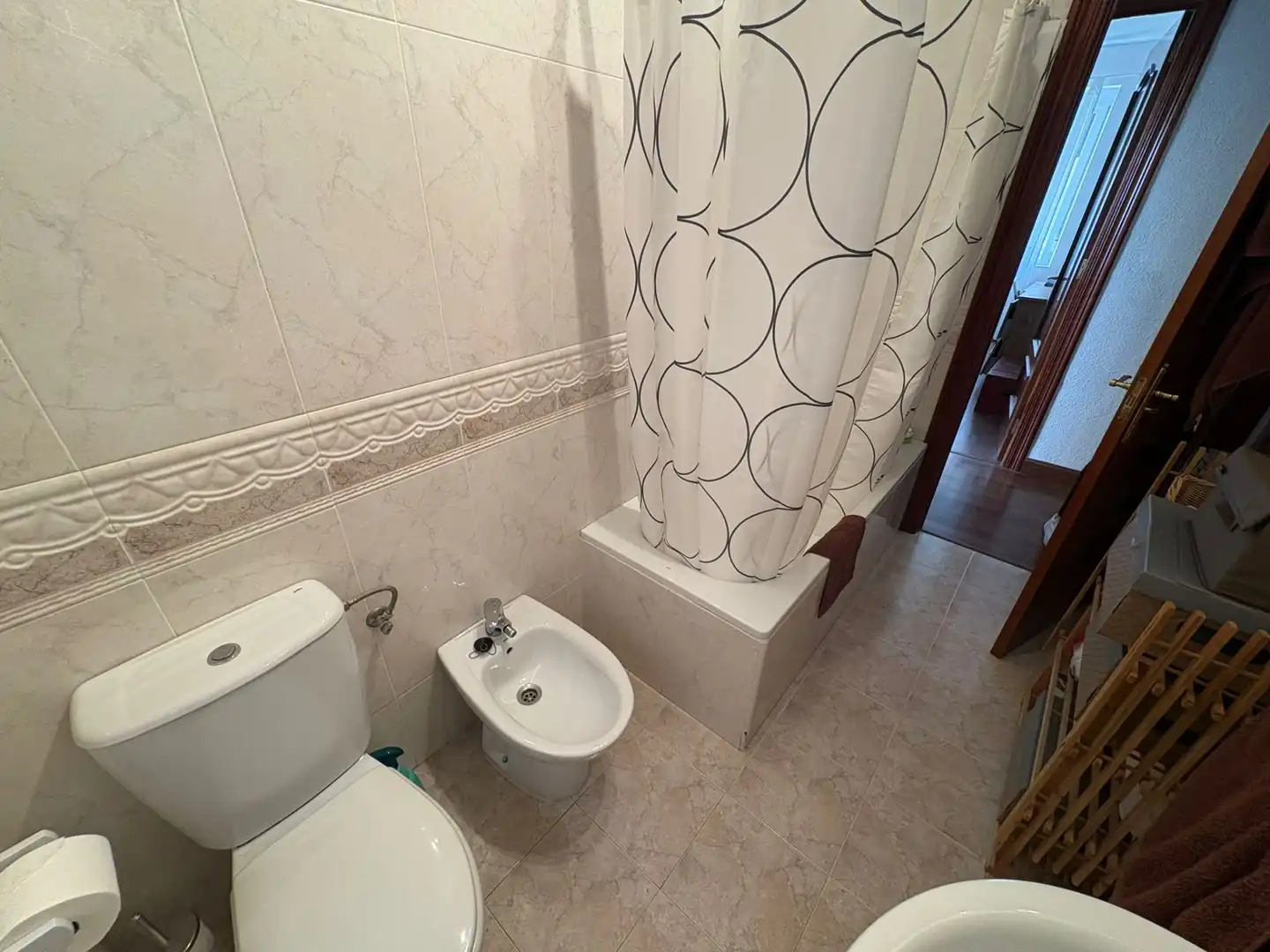 Bany de Pis en venda en Burgos amb Calefacció, Parquet i Terrassa