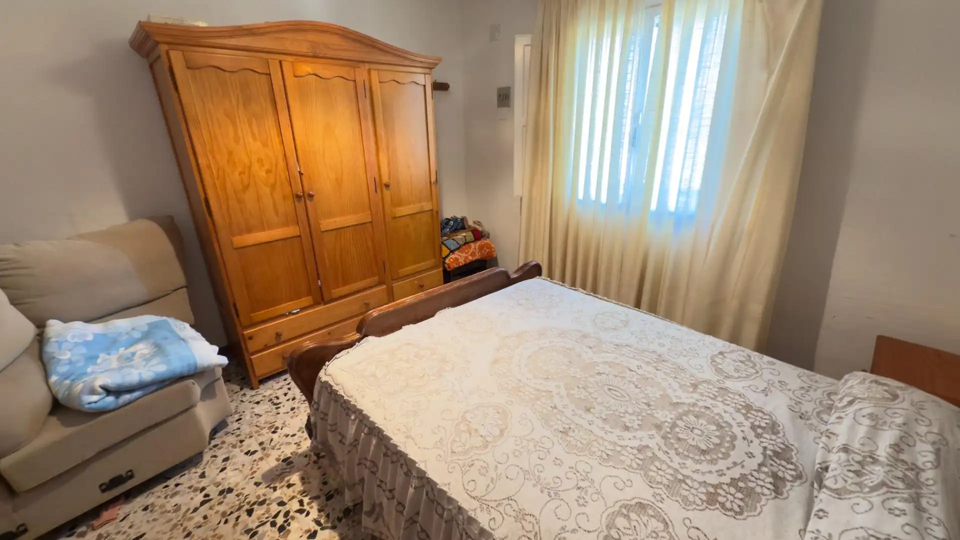 Dormitori de Finca rústica en venda en Gibraleón amb Aire condicionat, Jardí privat i Terrassa