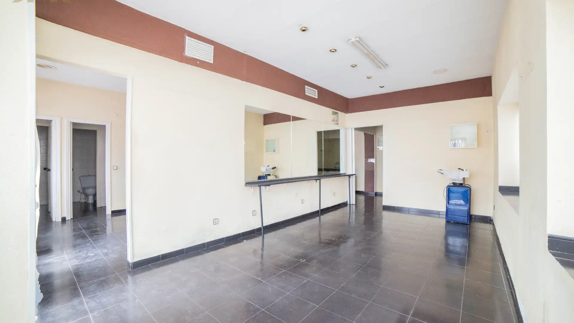 Premises for sale in Fuenlabrada