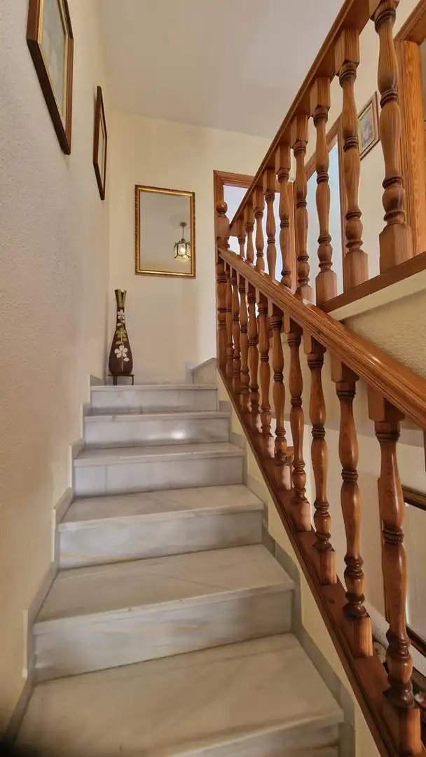 Casa adosada en venta en Calle del Río Darro, Centro