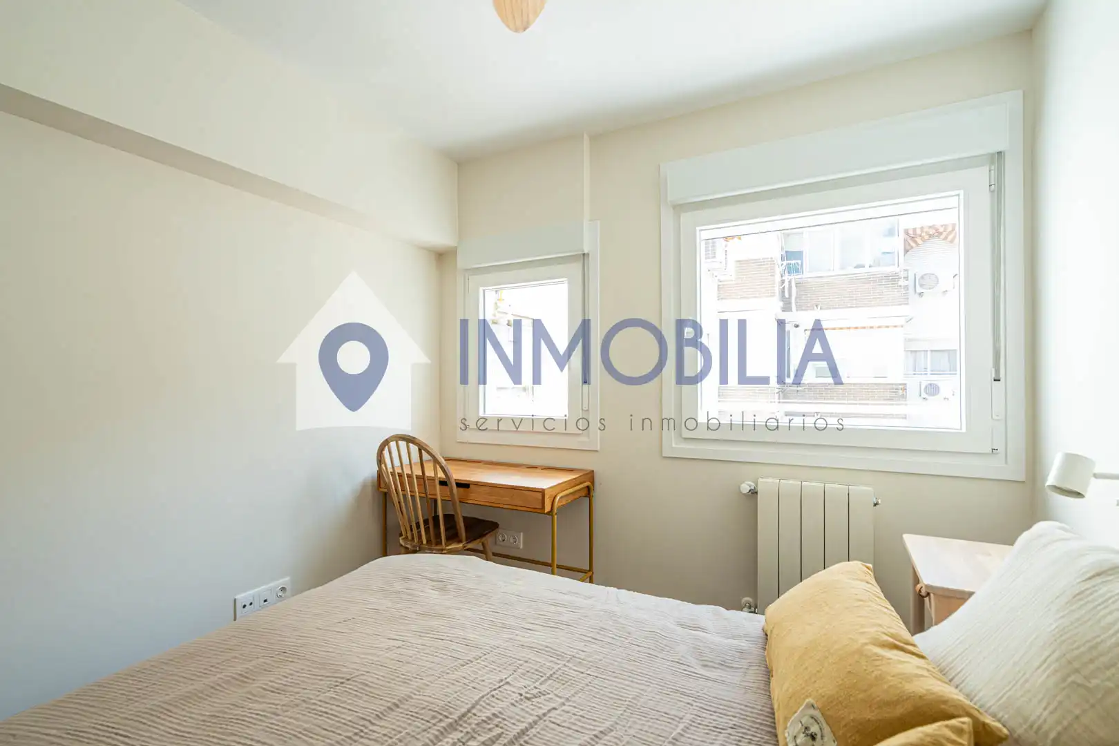 Bedroom of Flat for sale in Madrid  with Air Conditioner, Heating and Terrace
