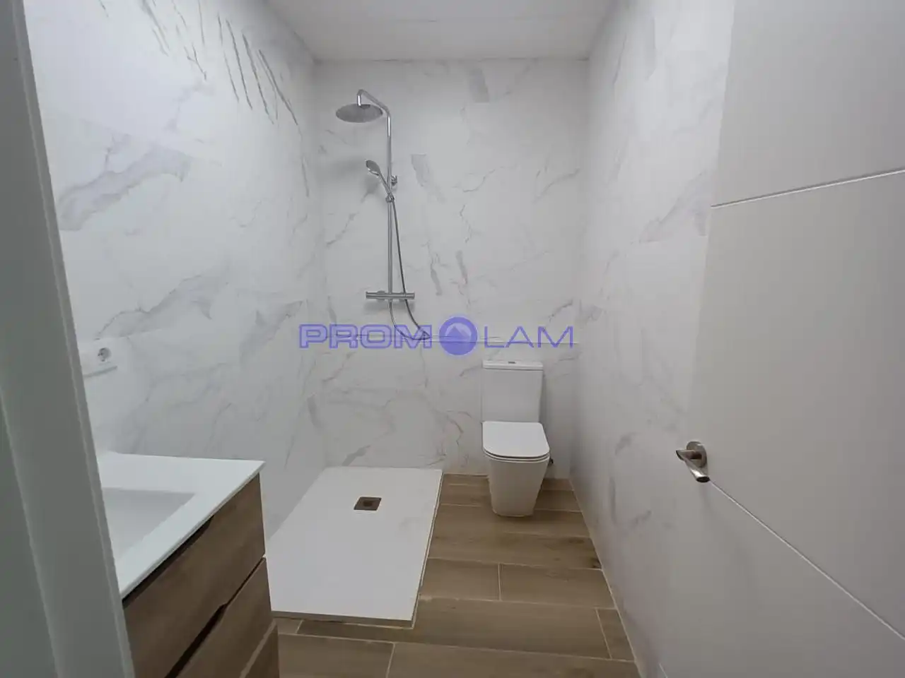 Baño de Planta baja en venta en Sevilla
