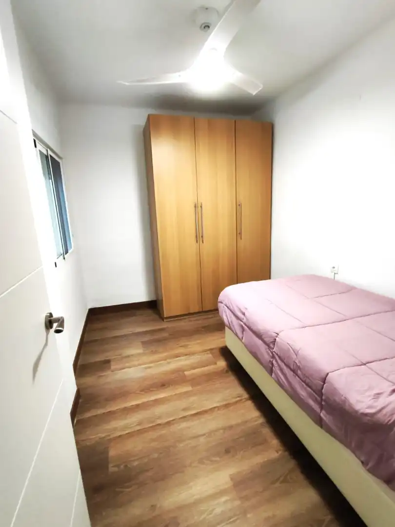 Habitación de Piso en venta en Paterna con Aire acondicionado, Amueblado y Horno