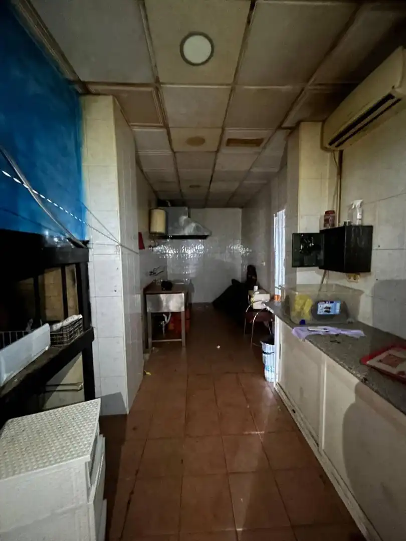 Cuina de Local en venda en San Isidro amb Calefacció i Terrassa