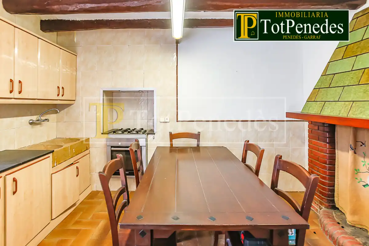Cocina de Finca rústica en venta en Sant Martí Sarroca con Jardín privado, Trastero y Lavadora