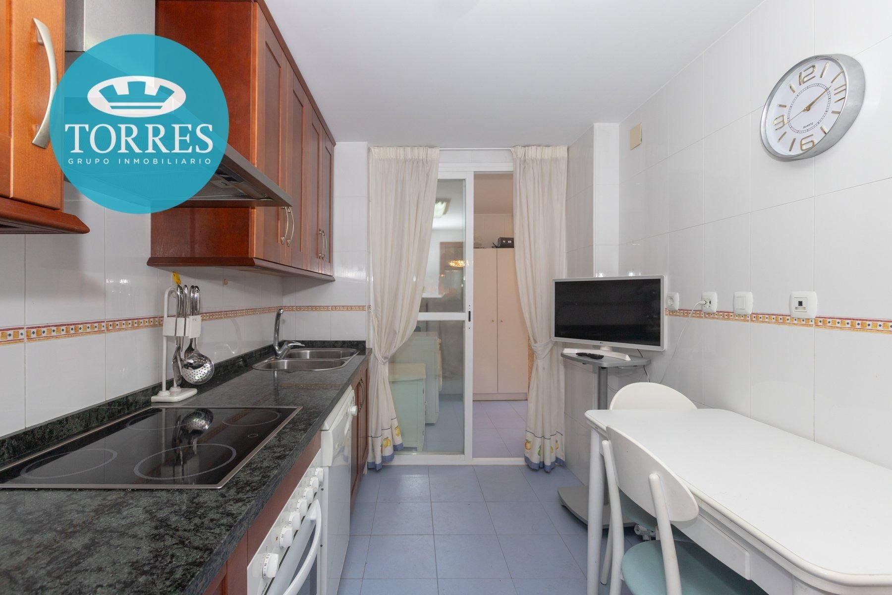Cuina de Pis en venda en Málaga Capital amb Aire condicionat, Calefacció i Alarma