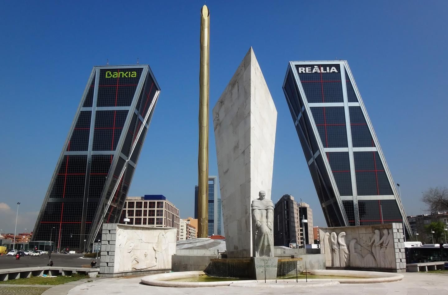 Exterior view of Study for sale in  Madrid Capital  with Air Conditioner and Heating