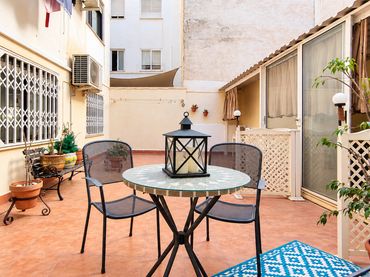 Flat with balcony for sale in Pla - Carolinas