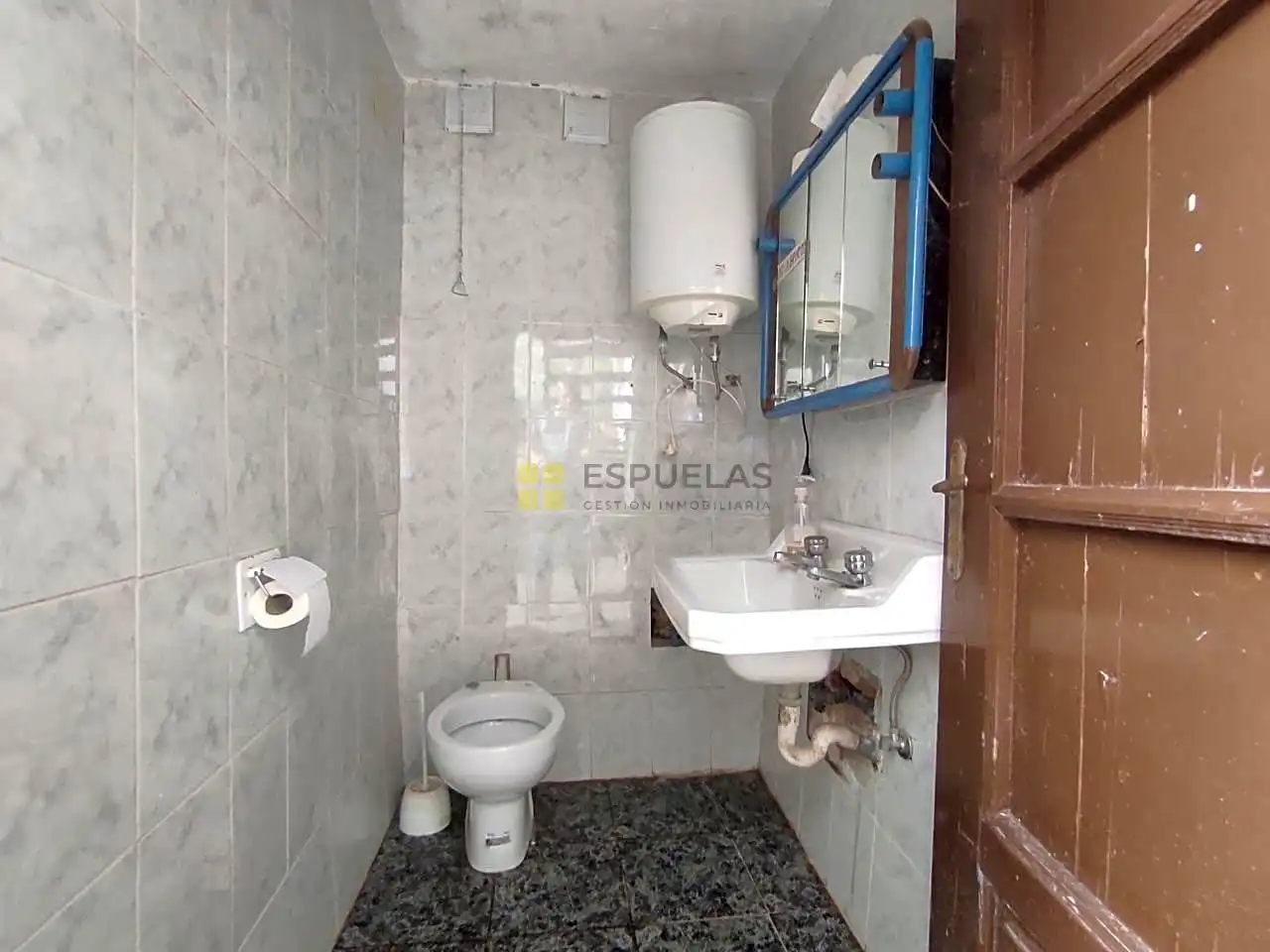 Locale commerciale in vendita a Calle Bodegas 31, imagen 2