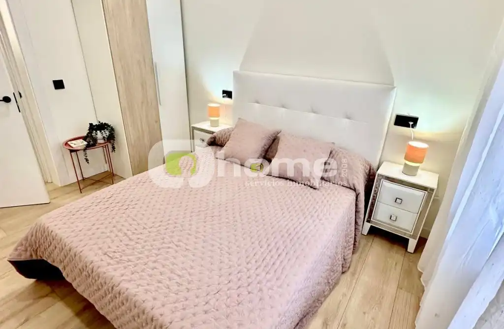 Bedroom of Flat for sale in Zamora Capital   with Heating, Terrace and Furnished