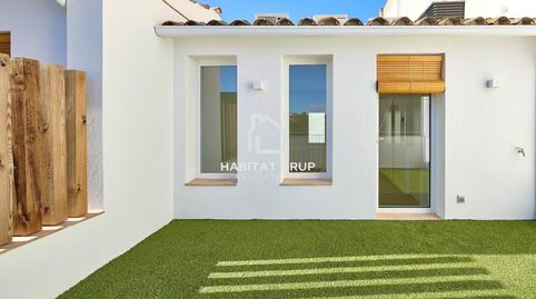 Foto 4 de Casa adosada en venta en Nucli Antic, L'Escala