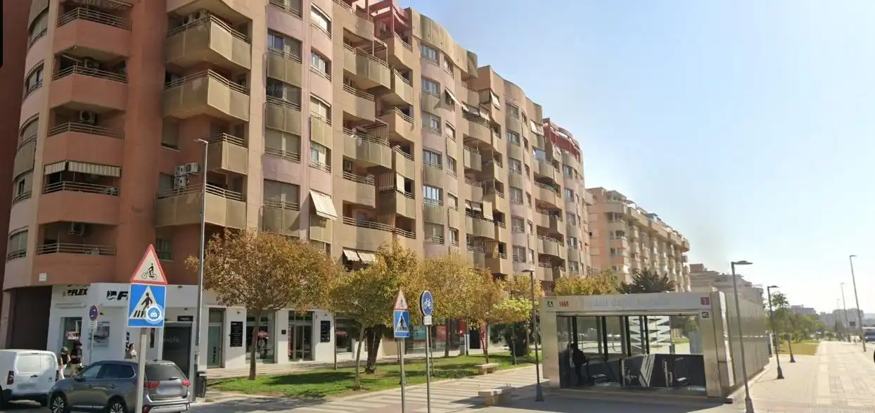 Exterior view of Flat for sale in Málaga Capital  with Air Conditioner, Terrace and Storage room