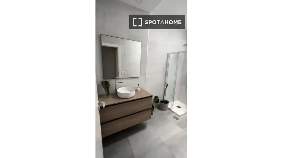 Bany de Apartament per a compartir en Los Realejos amb Aire condicionat, Terrassa i Moblat