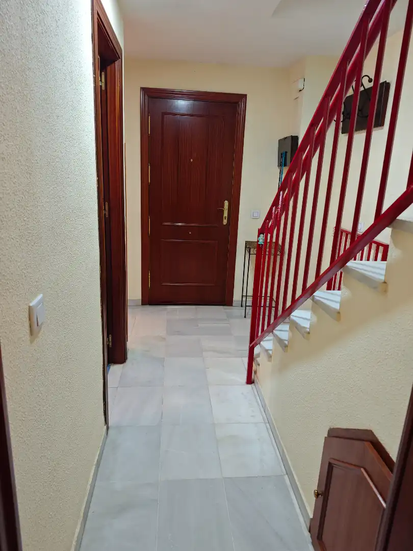 Dúplex en venda en Dos Hermanas amb Aire condicionat, Jardí privat i Terrassa