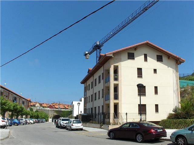 Garaje en Alquiler en Paseo Garelly, 14 en Comillas (Cantabria)