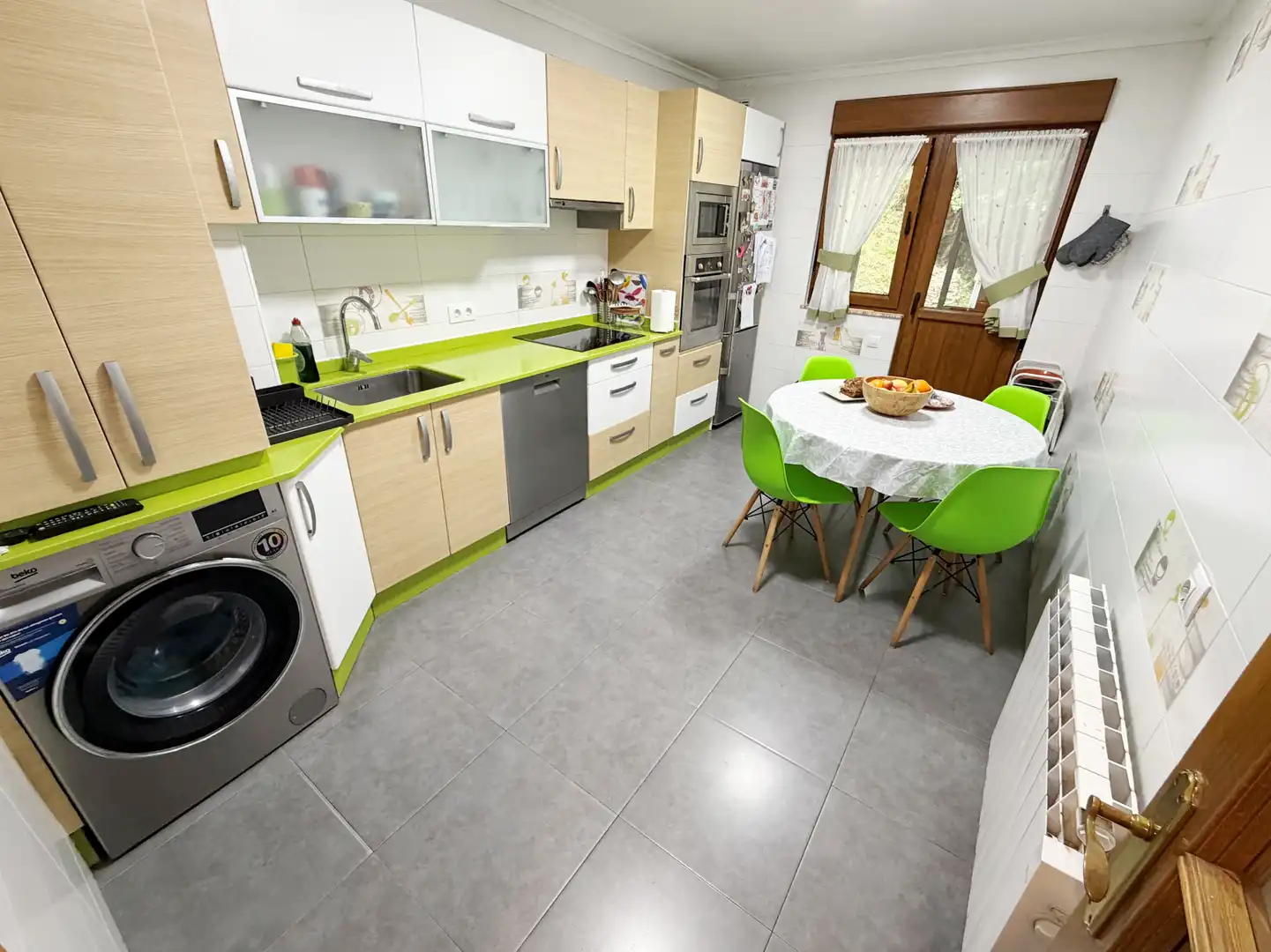 Cocina de Piso en venta en Cudillero con Calefacción