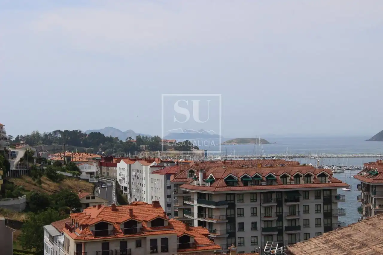 Vista exterior de Casa o xalet en venda en Baiona amb Calefacció i Jardí privat