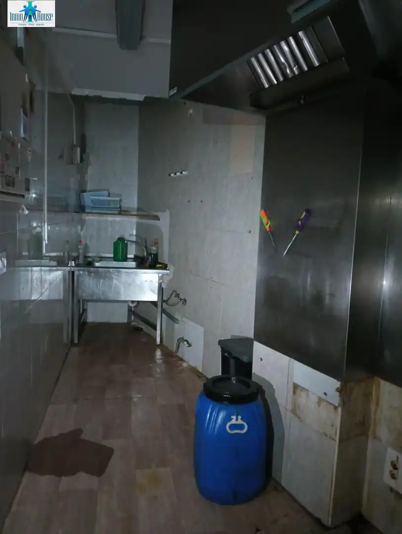 Local comercial en venda a Centro, imagen 8