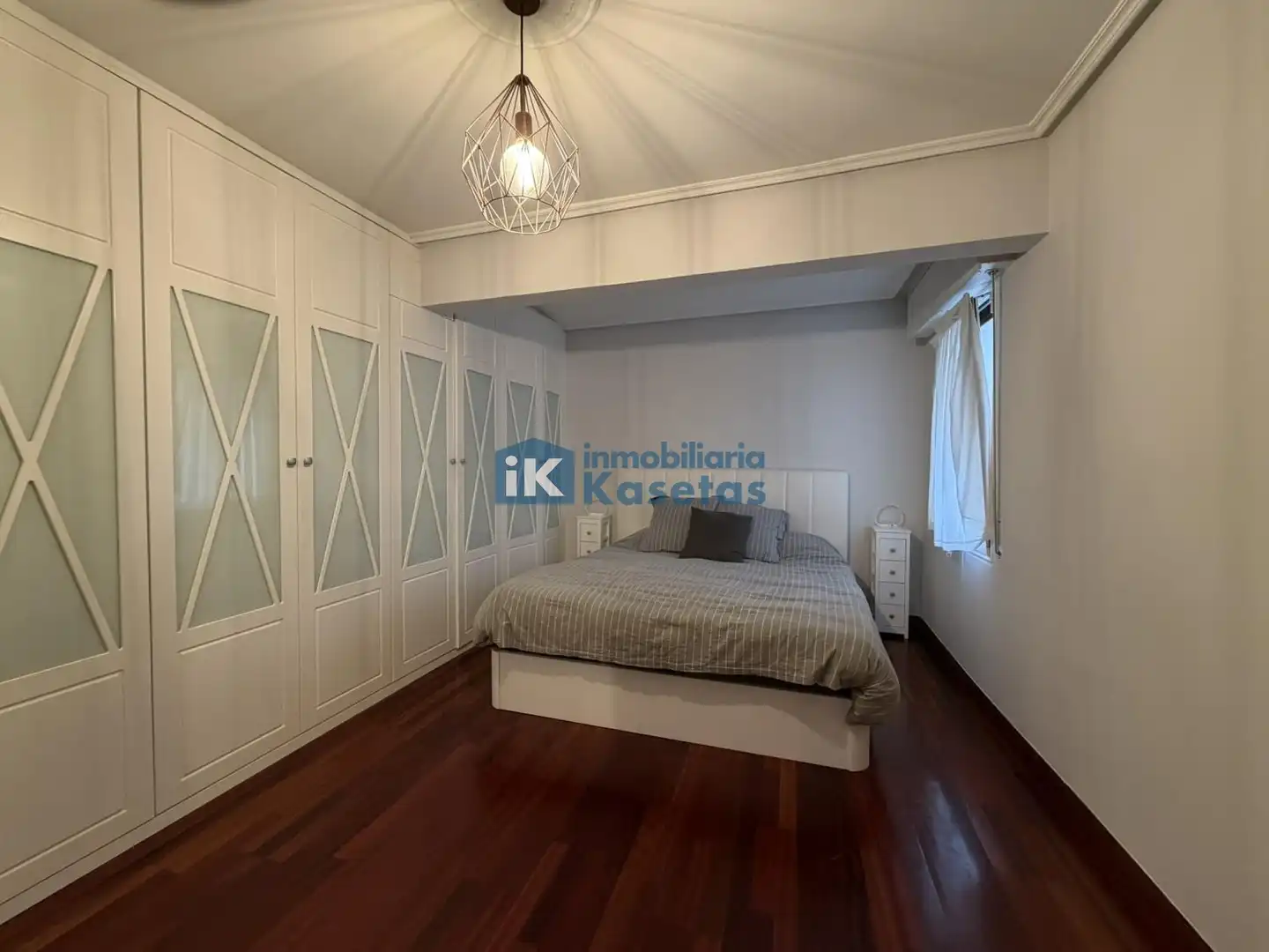 Habitación de Piso en venta en Basauri  con Calefacción y Terraza