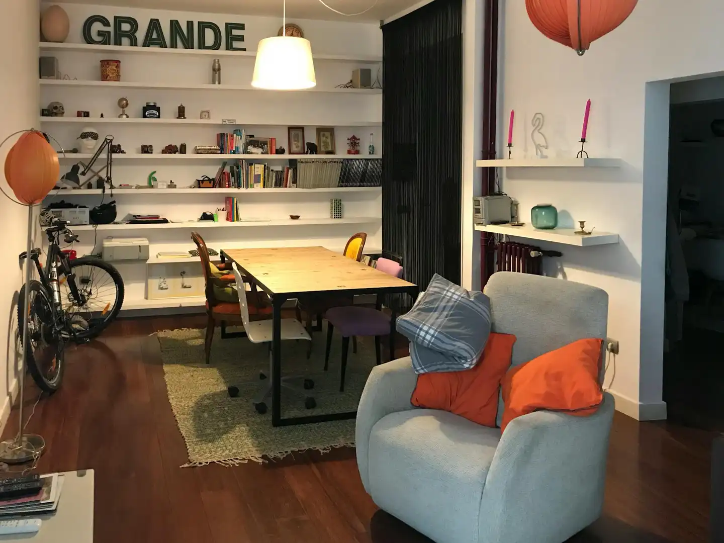 Living room of Flat for rent in Madrid  with Air Conditioner, Heating and Furnished