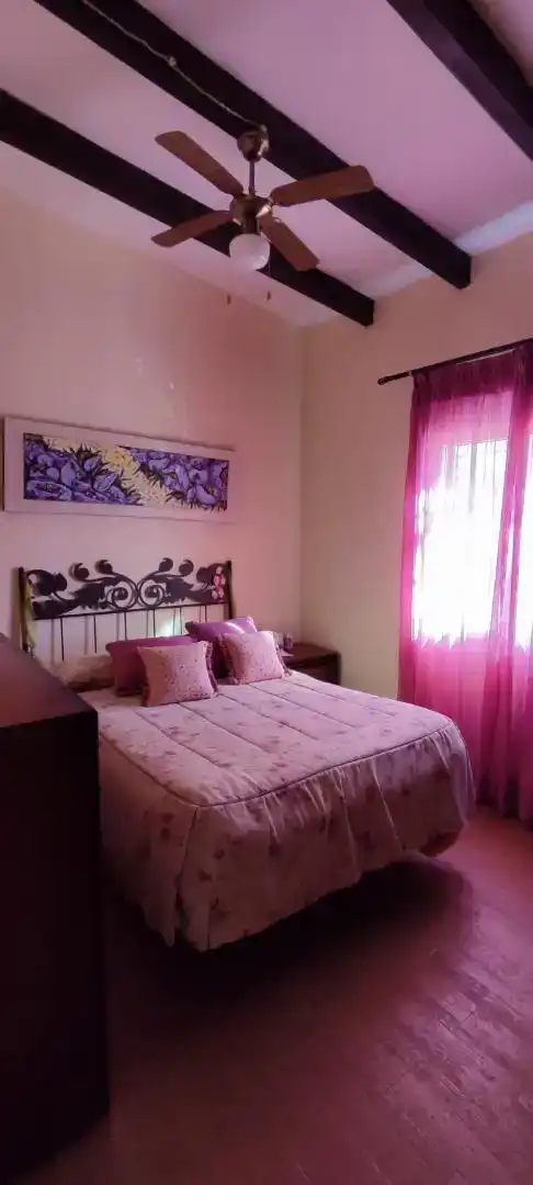 Dormitori de Casa o xalet en venda en Andújar amb Aire condicionat i Piscina