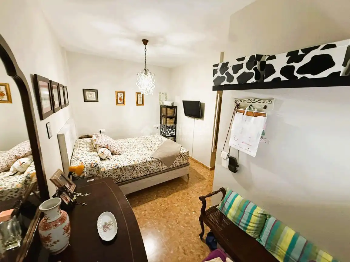 Habitación de Piso en venta en Valencia con Aire acondicionado, Calefacción y Terraza