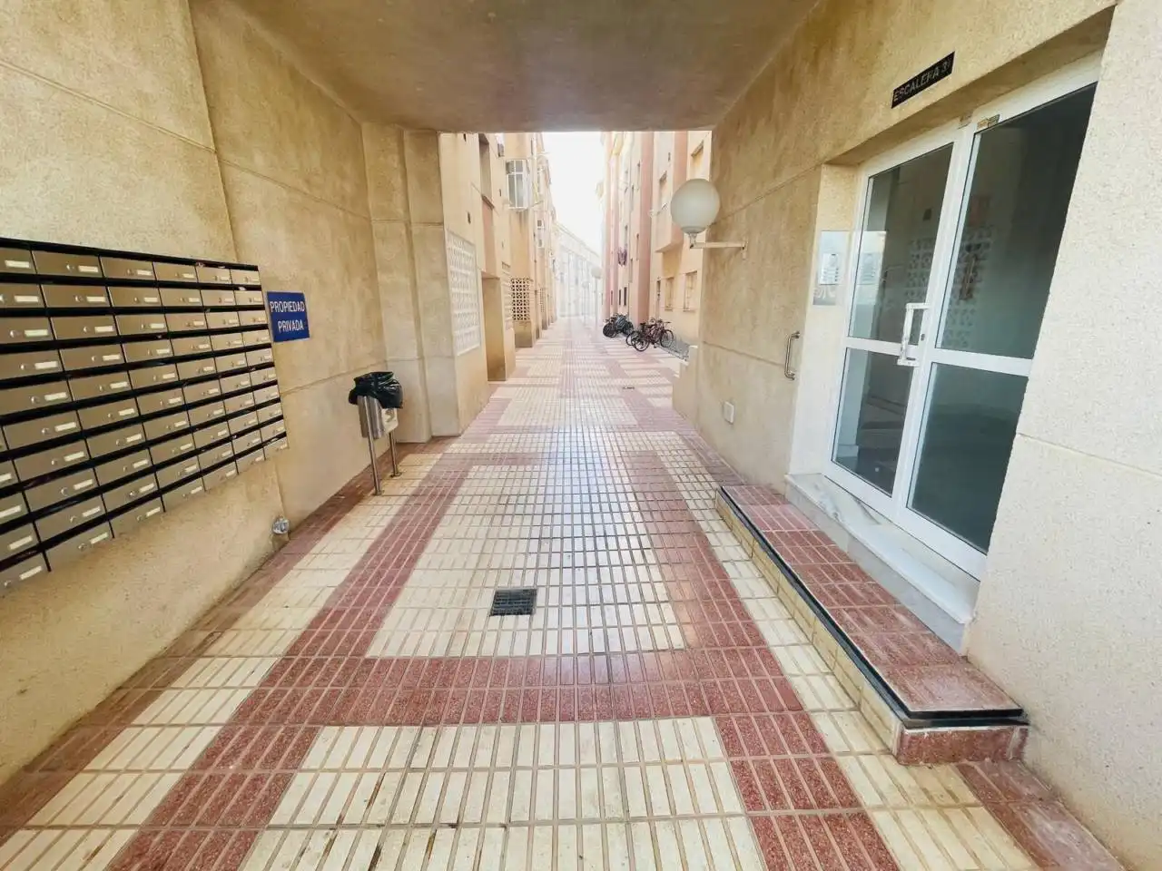 Vista exterior de Pis en venda en Cartagena amb Terrassa i Balcó