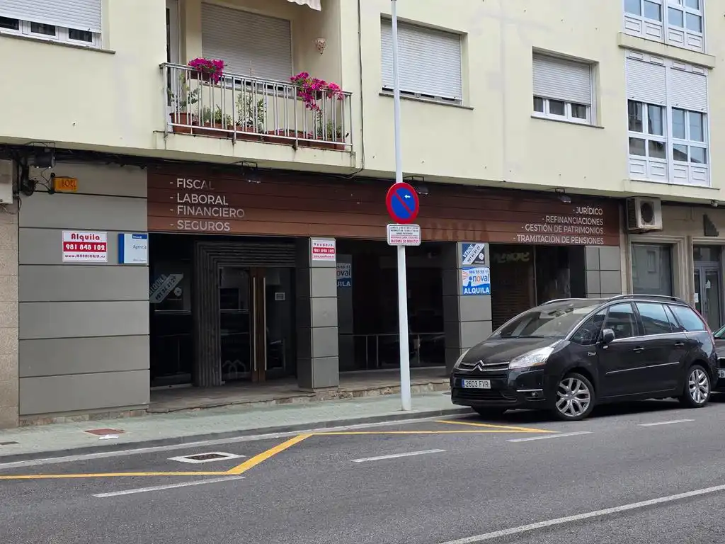 Gewerbefläche zum Verkauf in Avenida de Barraña 14, imagen 27