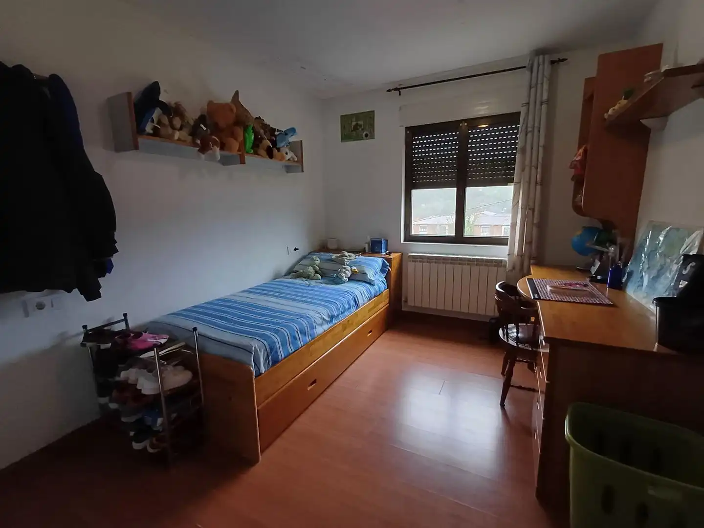 Dormitori de Casa o xalet en venda en Siero amb Calefacció, Traster i Piscina