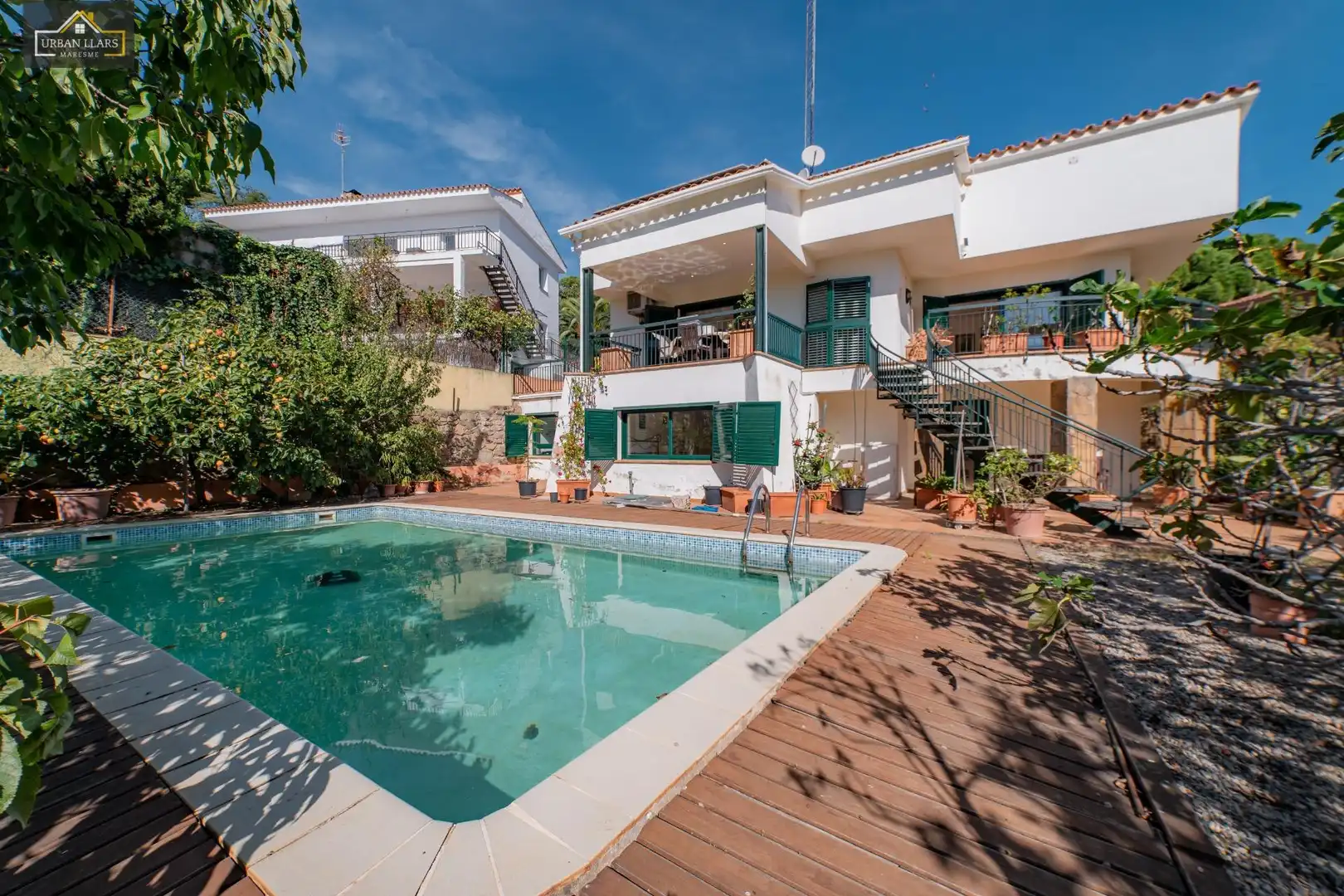 Vista exterior de Casa o chalet en venta en Sant Vicenç de Montalt con Jardín privado, Parquet y Piscina comunitaria