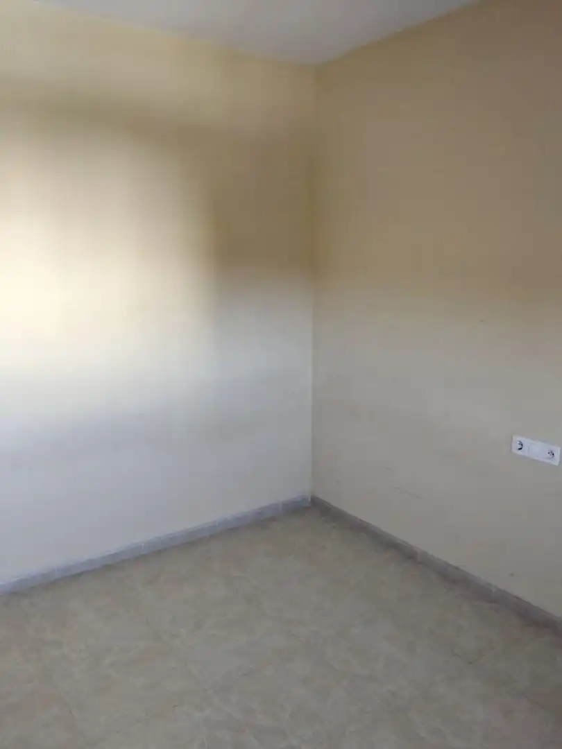 Bedroom of Flat for sale in Gines  with Air Conditioner, Heating and Terrace
