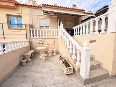 Bungalow con piscina in vendita a Orihuela Costa