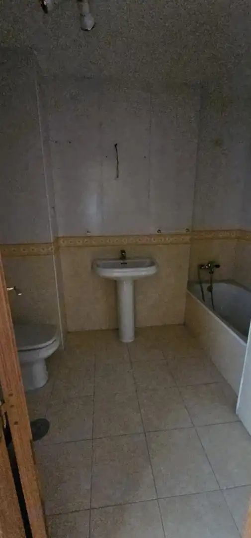 Bany de Pis en venda en Valdemoro amb Aire condicionat, Terrassa i Traster