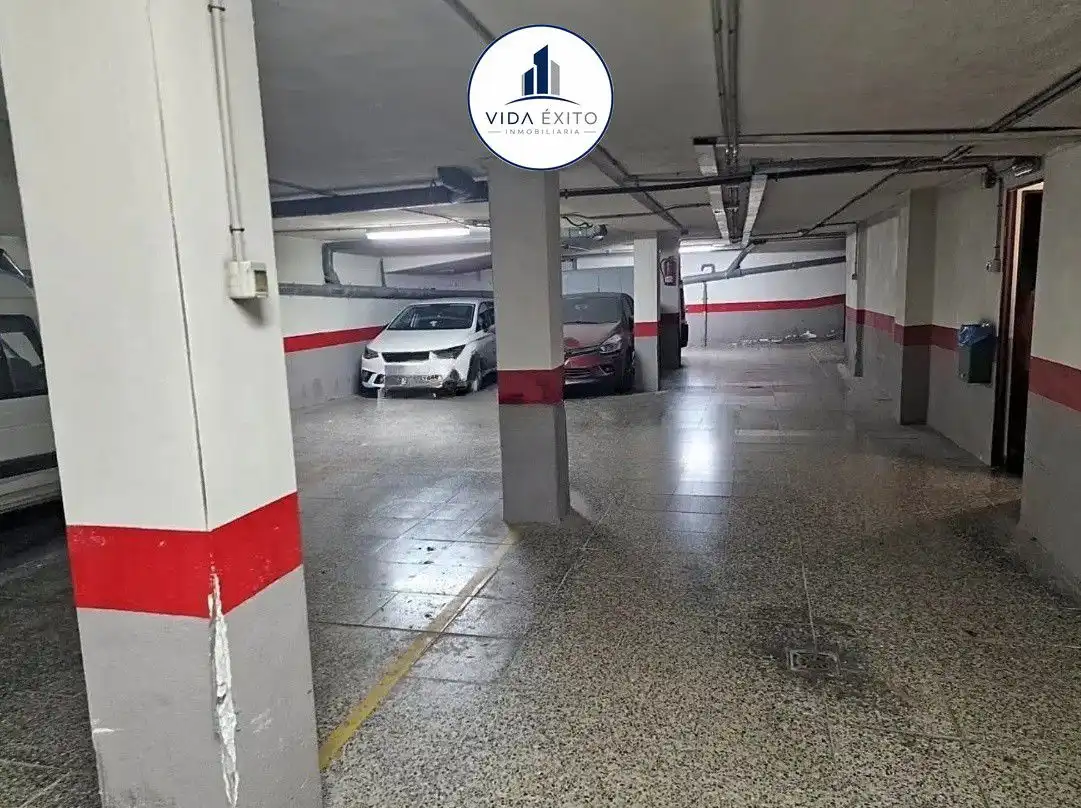 Parkplatz von Wohnung zum Verkauf in Jaén mit Klimaanlage, Heizung und Terrasse